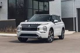 Mitsubishi Mitsubishi Outlander M line — 2